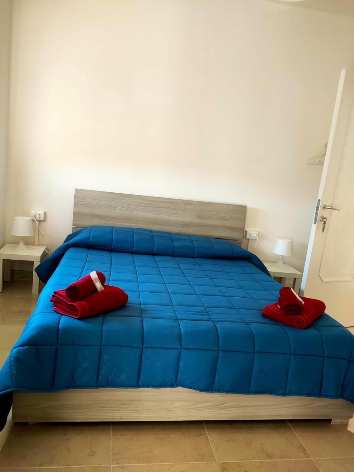 Bed and breakfast Bed And Fly Aeroporto Catania Reception H24 Extérieur photo