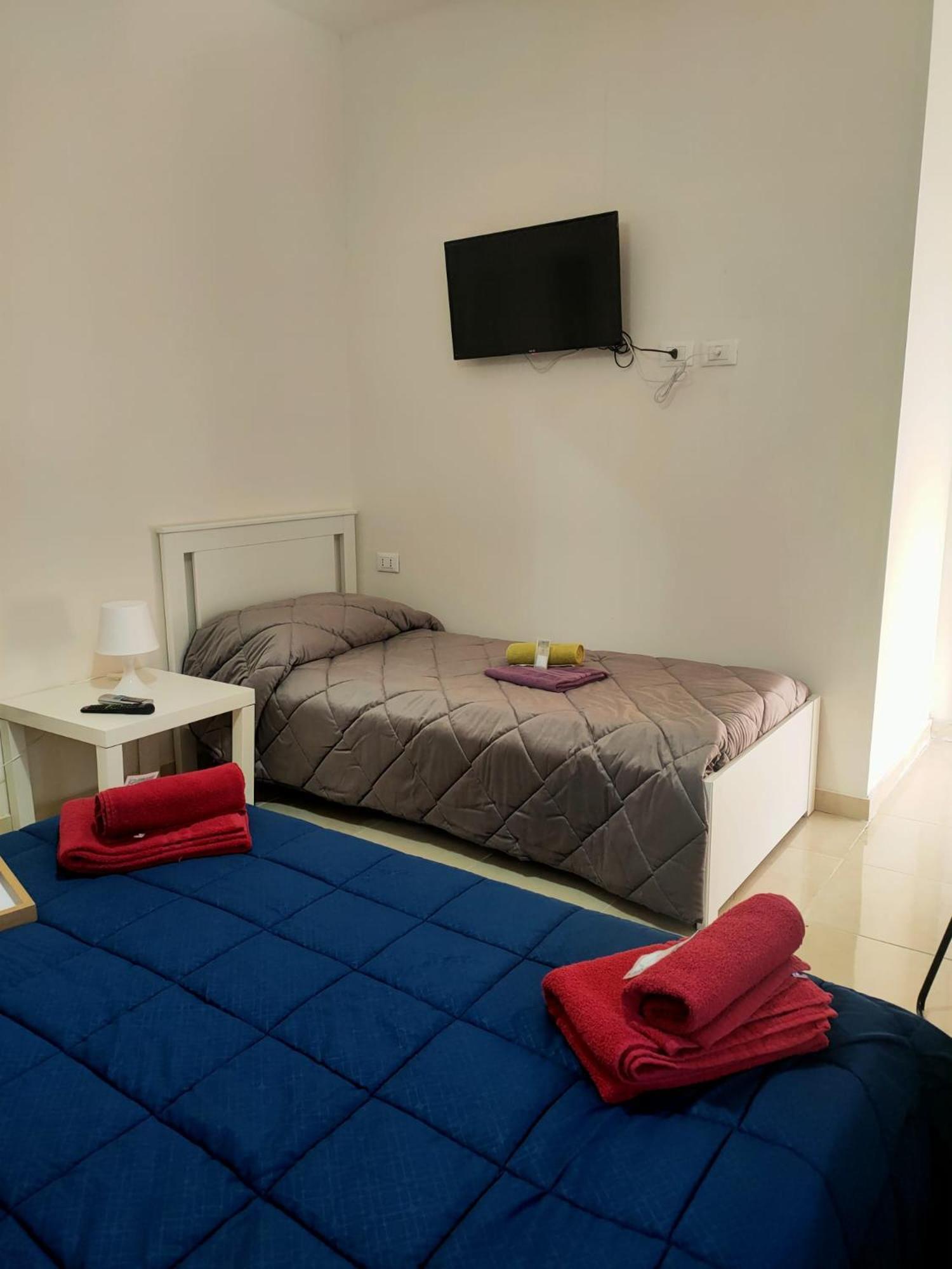 Bed and breakfast Bed And Fly Aeroporto Catania Reception H24 Extérieur photo